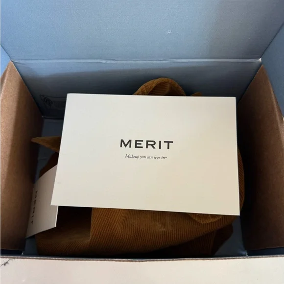 Merit Mustard Yellow Corduroy Bag - Picture 2 of 2